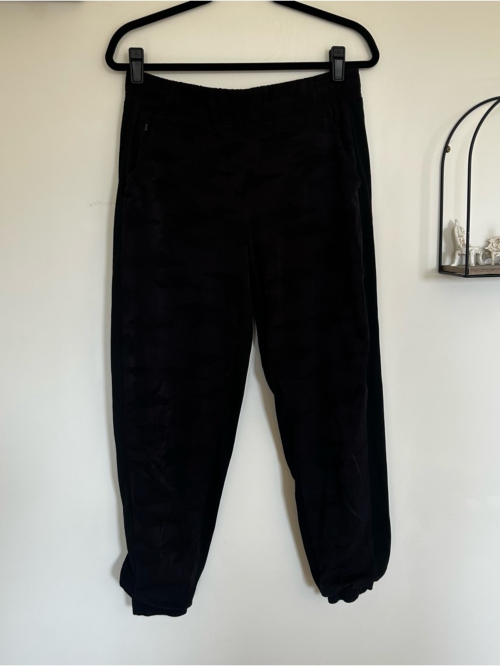 Athleta Brooklyn Lined Camo Jogger‎ Pants Size  6